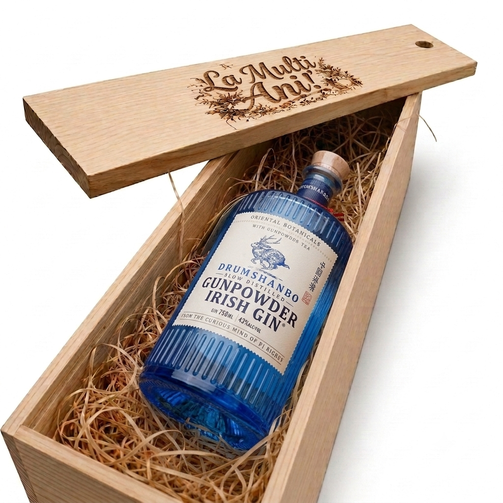 Pachet Cadou Cutie De Lemn Personalizata Gin Gunpowder 43%, 0.7L